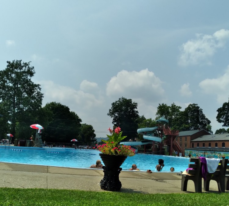 Crystal Beach Swimming Pool (Madison,&nbspIN)
